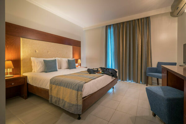 EXECUTIVE_ROOM5