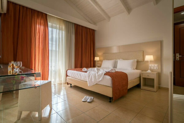 SUPERIOR_ROOM5